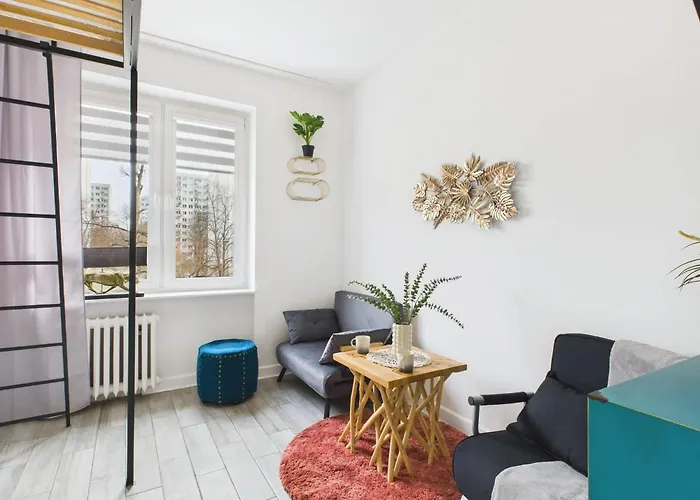 Comfortable Studio In Warsaw\'S Mokotow District Next To The Metro By Noclegi Renters