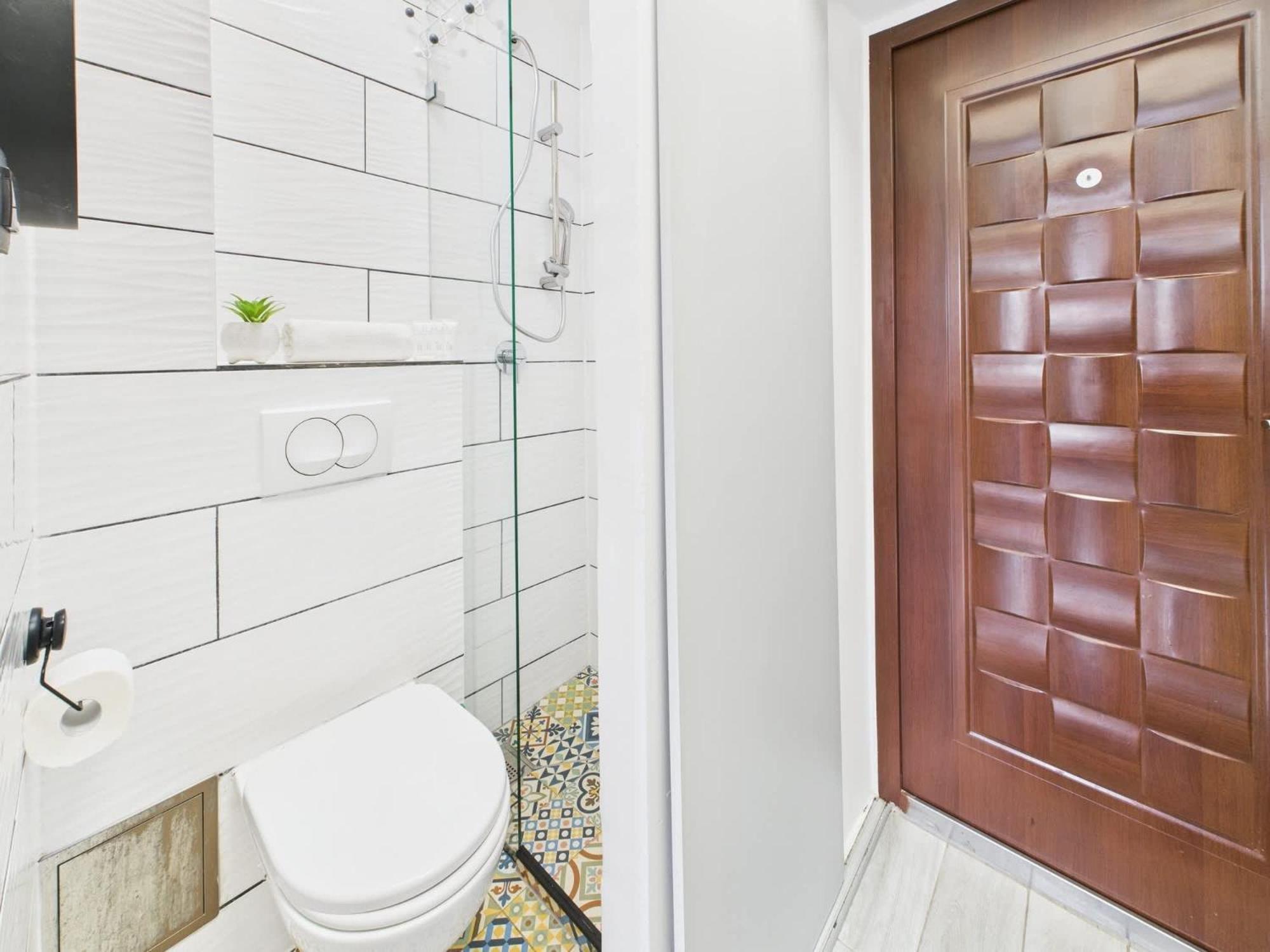 Comfortable In Warsaw's Mokotow District Next To The Metro By Renters Apartament *