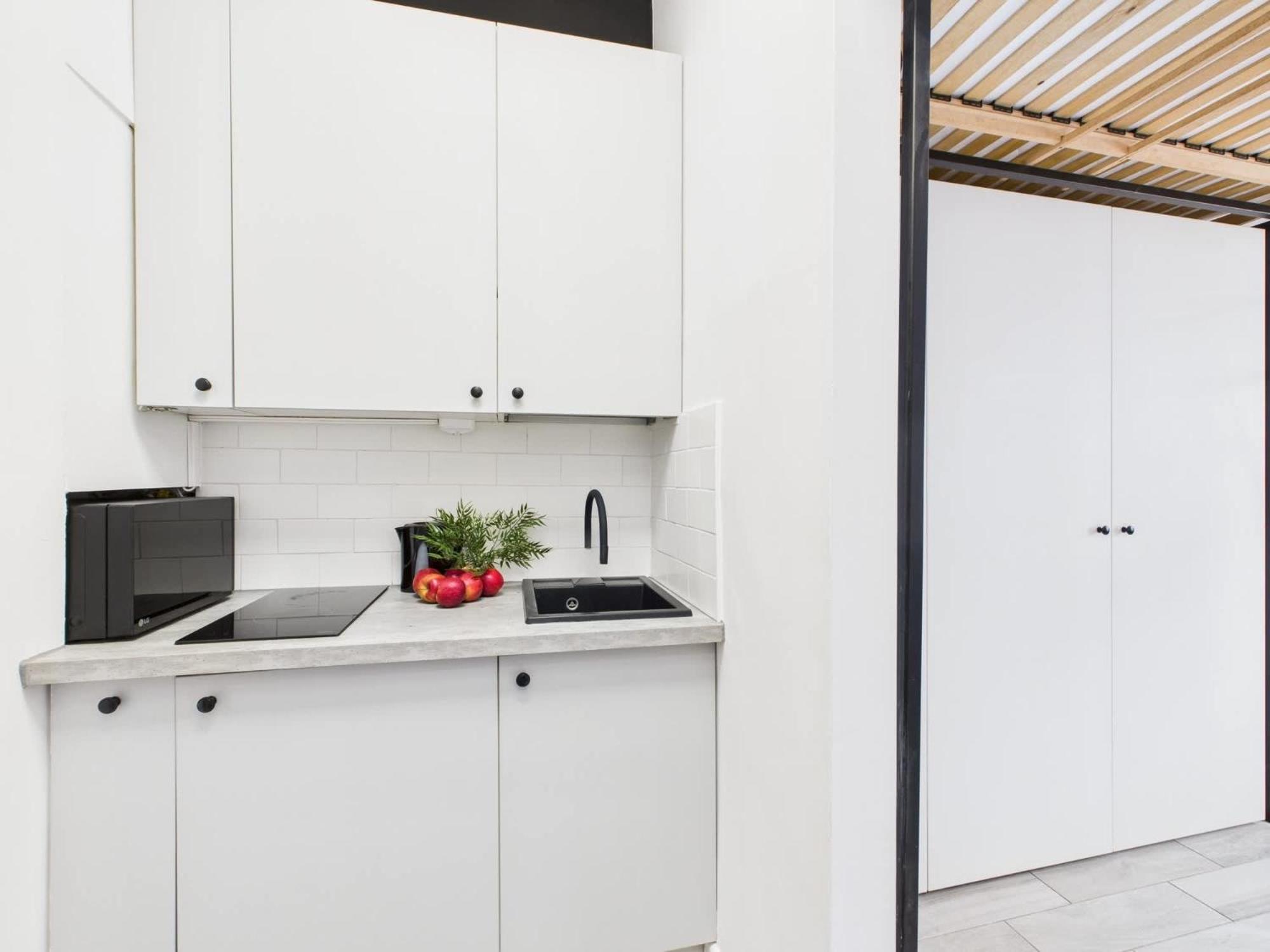 Comfortable In Warsaw's Mokotow District Next To The Metro By Renters *